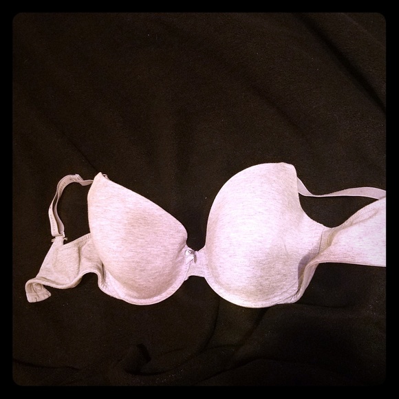 **SOLD**Victoria's Secret 36D Bra - Picture 1 of 3